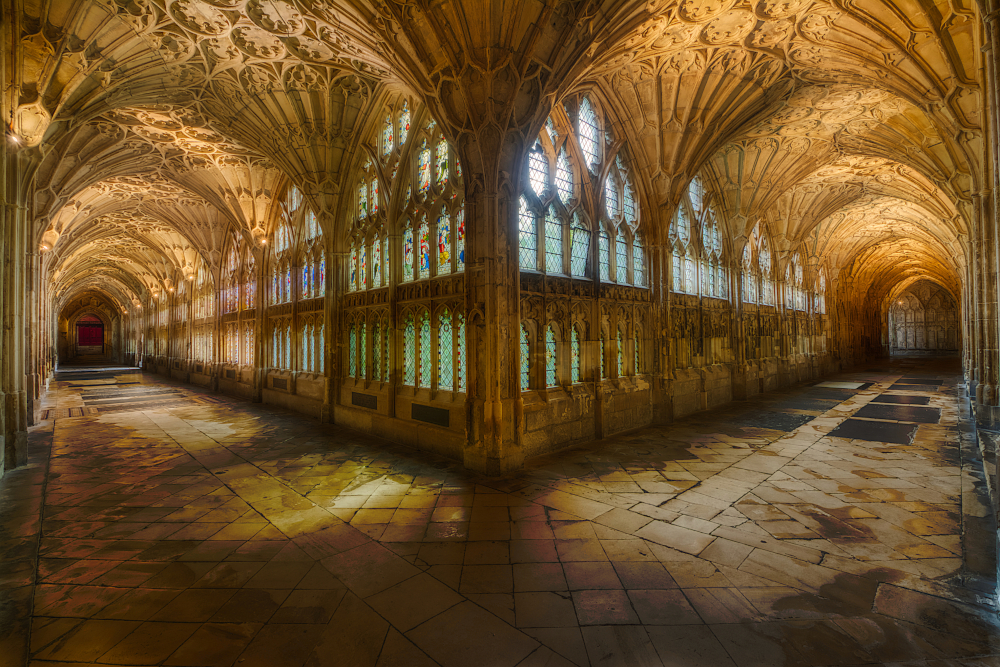 People-free cloisters at Gloucester Cathedral